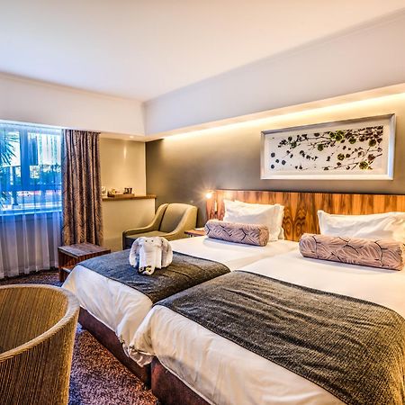 シティ ロッジ ホテル ブルームフォンテーン 部屋 写真